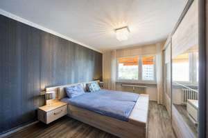 WEITBLICK: Stadtblick erleben! – Die vollständige Adresse der Immobilie erhältst du vom Anbieter., 70435 Zuffenhausen-Mönchsberg, Stuttgart – Vorschaubild 2