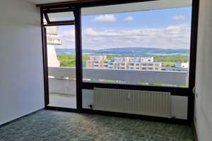 130m² / 5 Zimmer /  2 Etagen  /  3 Balkone  /  2 Bäder / 2 Tiefgaragenstellplätze  /  Fernblick  – Sertoriusring 15, 55126 Finthen, Mainz – Vorschaubild 25