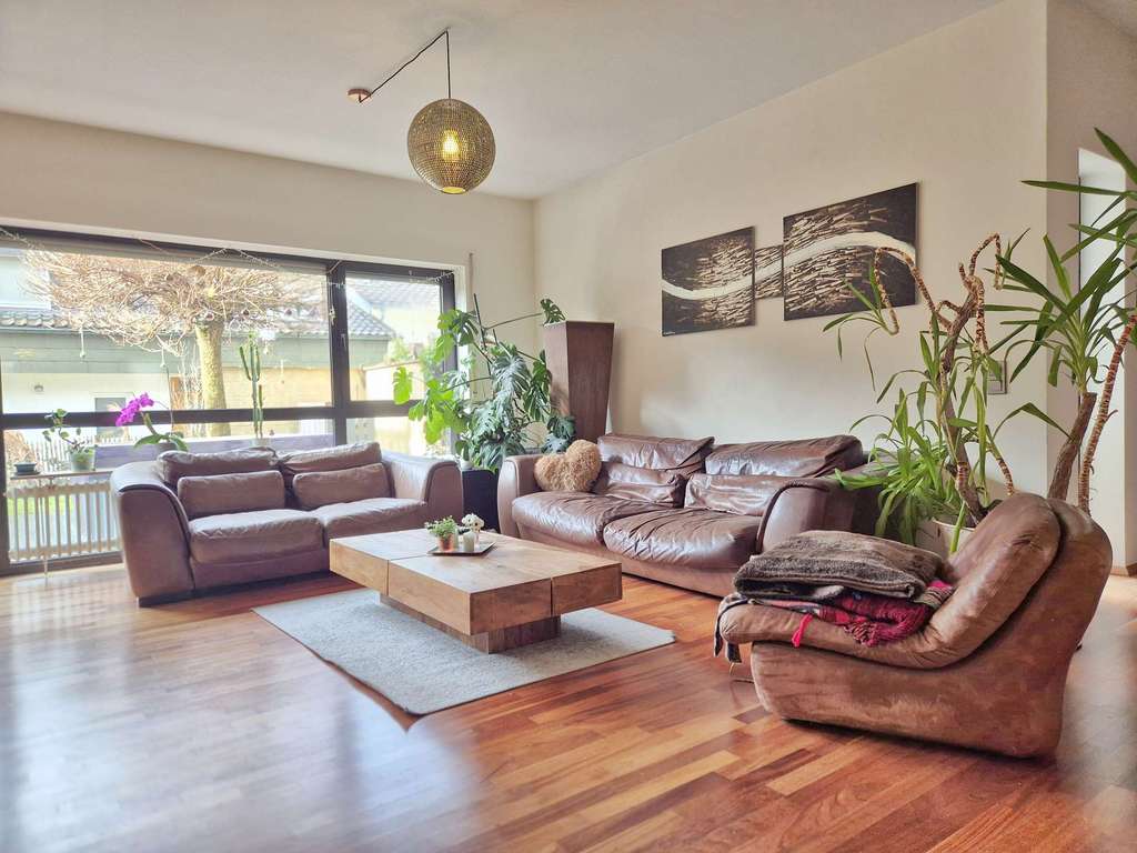 Immobilie in Grünkraut - Charmantes Familiendomizil: großzügiges Reihenmittelhaus in Grünkraut - Bild 0