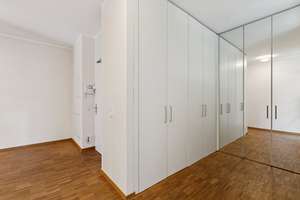 Individuelle  3 oder 4 Zimmer Wohnung in zentraler Lage im beliebten Oberkassel – Die vollständige Adresse der Immobilie erhältst du vom Anbieter., 40545 Oberkassel, Düsseldorf – Vorschaubild 9