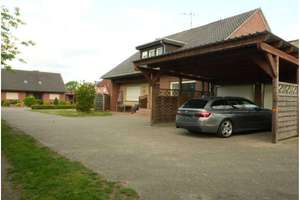 Renovierte 4-Zimmer-Obergeschosswohnung mit großem Garten, Balkon, Garage & Stellplatz – Schulstraße 12, 26897 Breddenberg – Vorschaubild 1