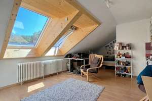 Vermietetes 1-Zimmer-Studentenapartment mit herrlichem Ausblick direkt an der Dreisam – 79102 Oberau, Freiburg im Breisgau – Vorschaubild 2