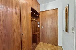 Attraktives Apartment in ruhiger Lage von München-Solln mit großzügiger Süd-Loggia – Die vollständige Adresse der Immobilie erhältst du vom Anbieter., 81479 Thalkirchen, München – Vorschaubild 2