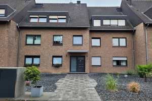 MG Giesenkirchen 3 Zimmer,Garage,Gäste WC,Bad mit Badewanne und Dusche,Saniert – Mönchengladbach – Vorschaubild 1