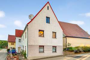 Charmantes EFH mit Potenzial, 3 Stellplätzen und gemütlichem Landhauscharakter – Die vollständige Adresse der Immobilie erhältst du vom Anbieter., 92262 Birgland – Vorschaubild 3