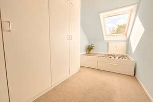Charmante helle 2-Zimmer-Wohnung mit Balkon, hohen Decken und Einzelgarage in Stuttgart – Gosheimer Weg 21, 70619 Sillenbuch (Ortsteil), Stuttgart – Vorschaubild 7