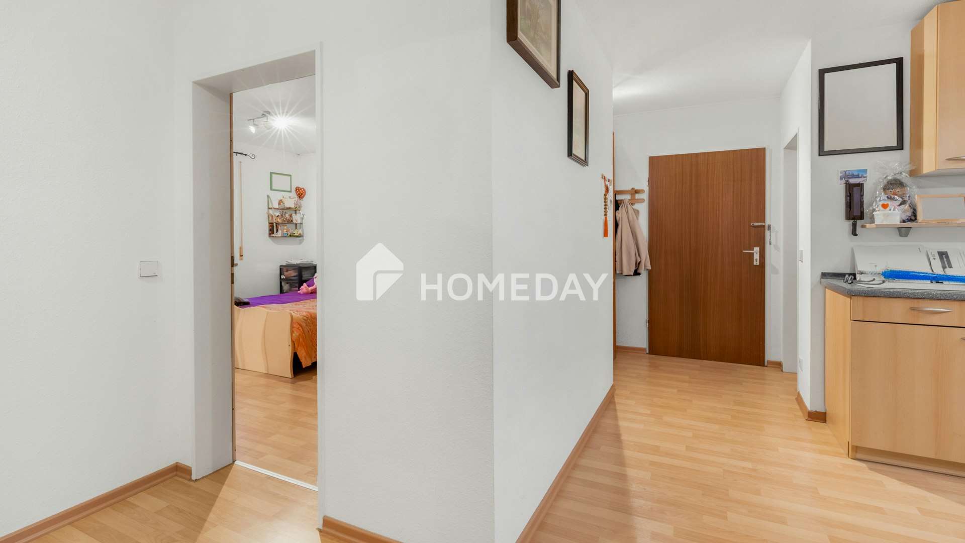 Immobilie in Salem - Helle 3,5-Zimmer-Wohnung mit Loggia und Tiefgaragenstellplatz - Bild 3