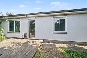Exklusiver Wohlfühl-Bungalow in Bestlage von Magdeburg – Eckgrundstück mit traumhaftem Privatgarten – Die vollständige Adresse der Immobilie erhältst du vom Anbieter., 39118 Reform, Magdeburg – Vorschaubild 1