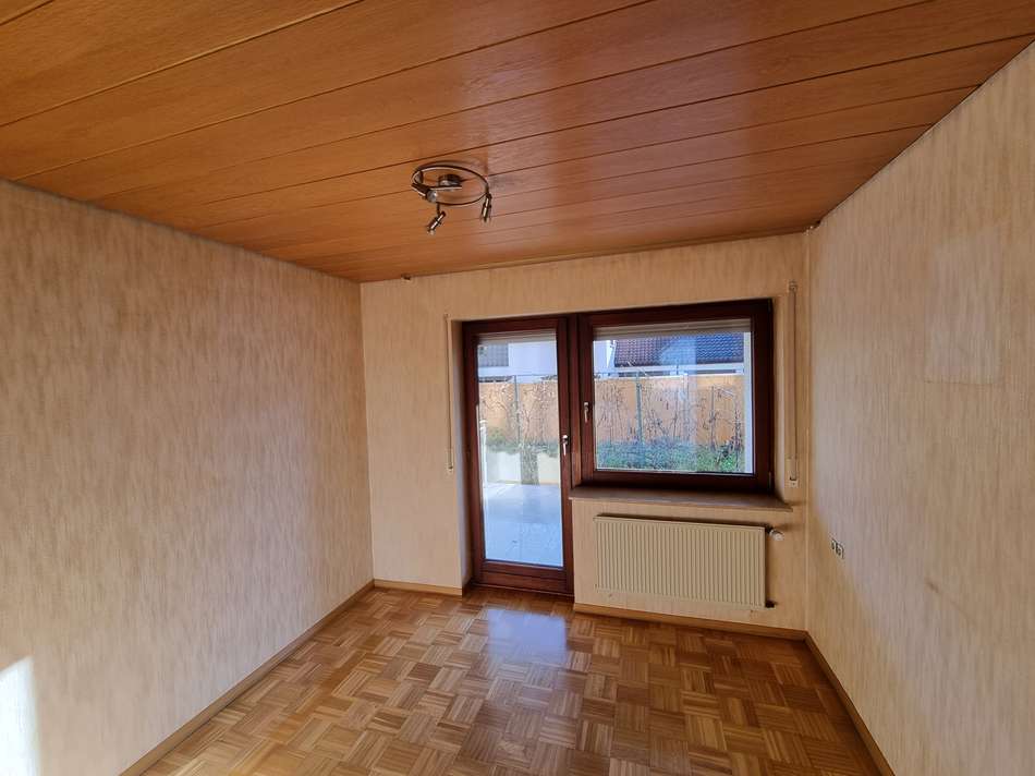 ... Kinderzimmer im EG