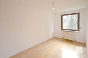 Reihenhaus mit großem Garten in Top-Lage von Waldtrudering – Die vollständige Adresse der Immobilie erhältst du vom Anbieter., 81827 Waldtrudering, München – Vorschaubild 12