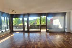 Ihr neues Zuhause in Steinen: Gepflegte Doppelhaushälfte mit Garage u. Garten in traumhafter Lage! – Oberer Bannweg 11, 79585 Steinen – Vorschaubild 2