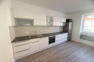Frisch sanierte 2-Raum-Wohnung mit Einbauküche, Bad mit Wanne,  & Carport-Stellplatz – Die vollständige Adresse der Immobilie erhältst du vom Anbieter., 6246 Bad Lauchstädt – Vorschaubild 14