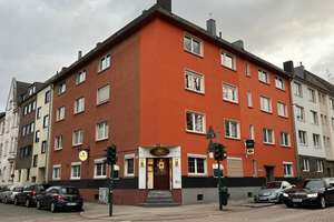 Großzügig geschnittene und modernisierte 2,5 Zimmer-Wohnung mit offener Küche und Eckbadewanne!  – Kölner Str.  31, 45145 Frohnhausen, Essen – Vorschaubild 13