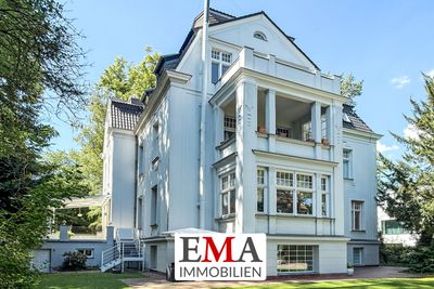 Repräsentative Gründerzeitvilla auf Parkgrundstück in Berlin-Grunewald