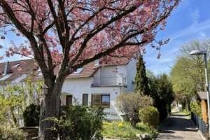 Gepflegtes und frisch renoviertes Reiheneckhaus mit 4 Zimmern in Ulm Gögglingen