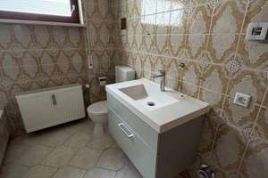 Großzügige 3-Zimmer-Wohnung mit zwei Balkonen, Gartenanteil und Garage in Würzburg-Oberdürrbach – 97080 Dürrbachtal, Würzburg – Vorschaubild 12