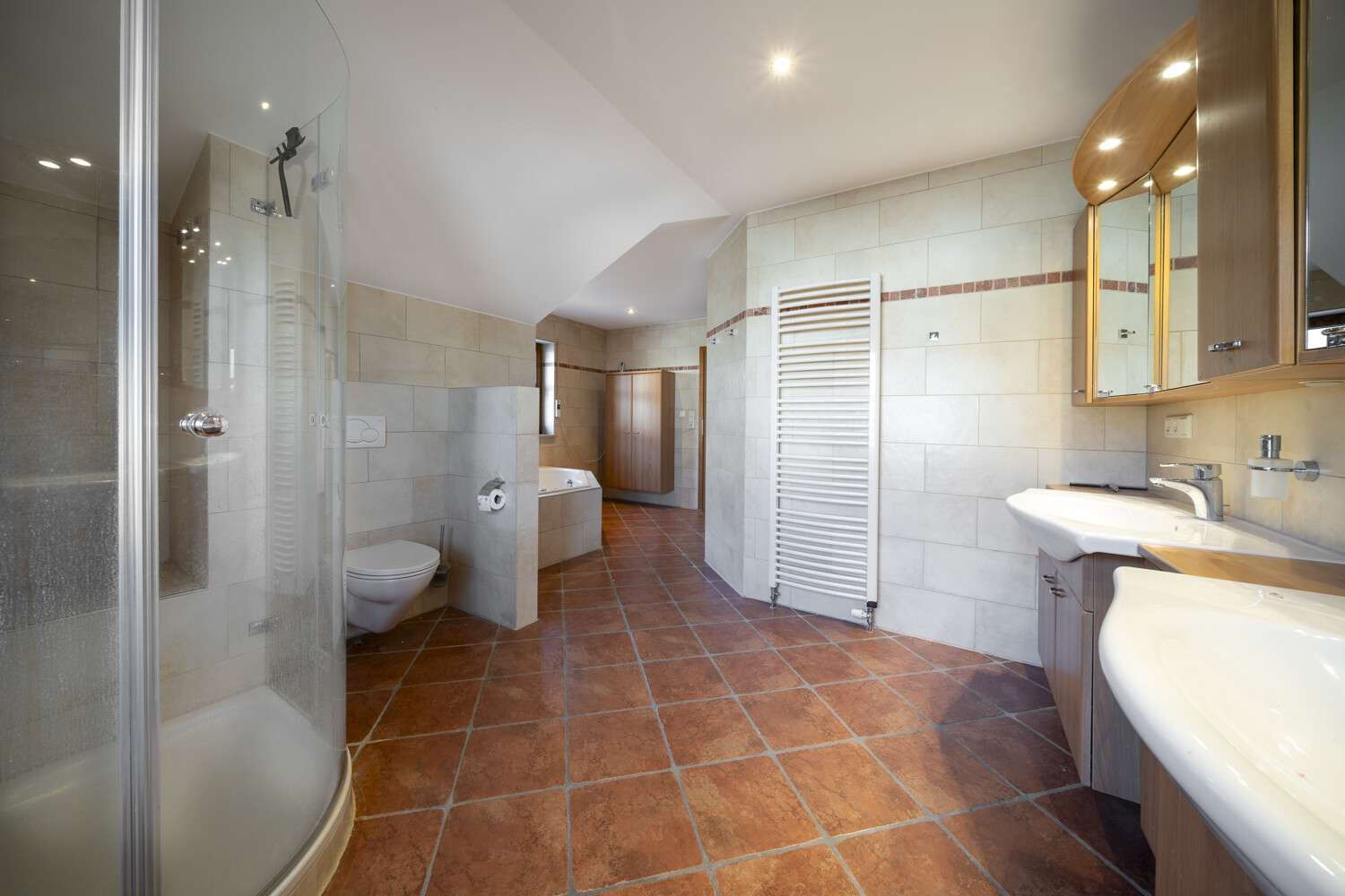 Immobilie in Steißlingen - Traumhaus für eine große Familie - Bild 6