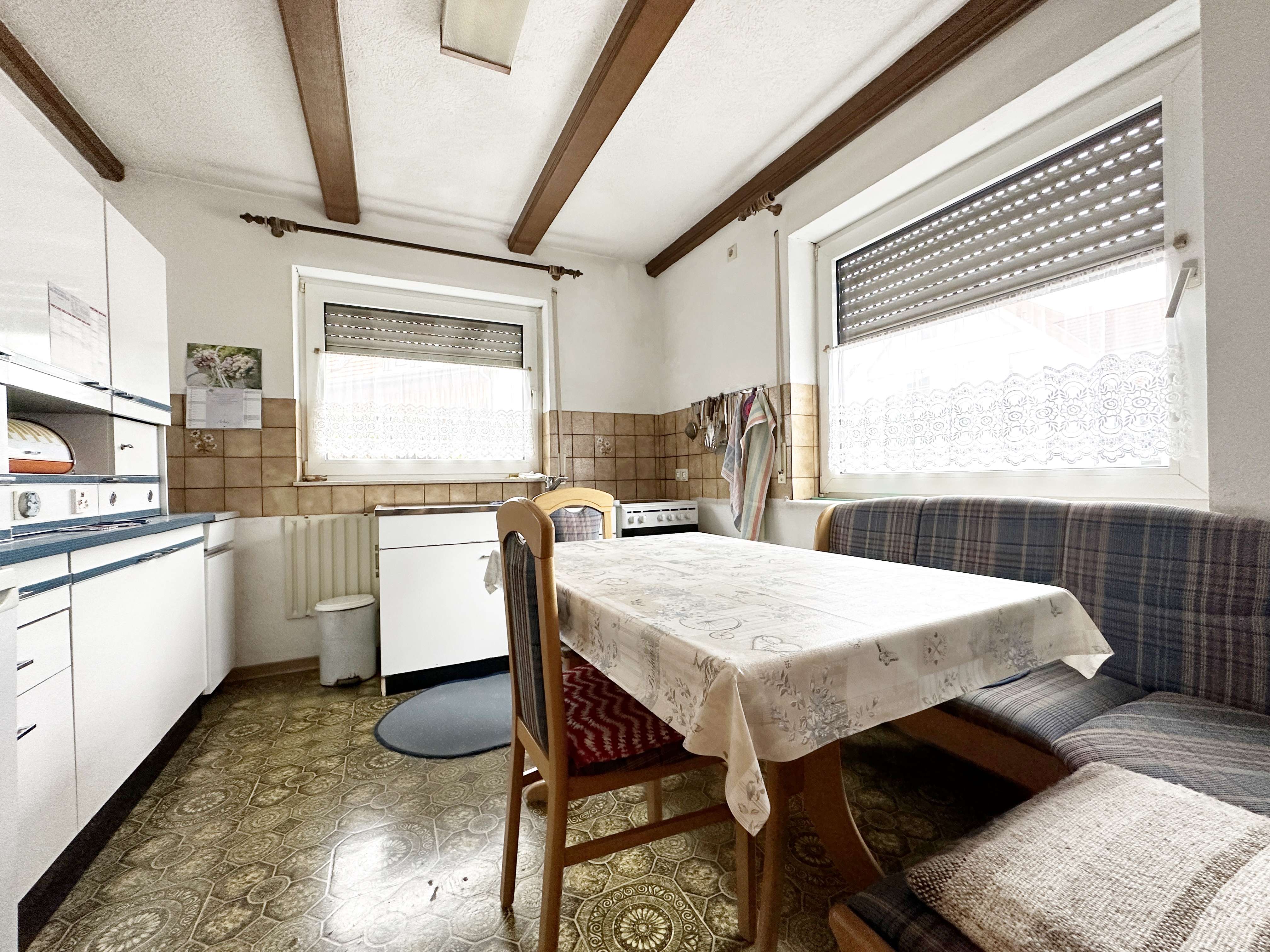 Immobilie in Dürbheim - F&D | Reduziert! Großzügiges Dreifamilienhaus in ruhiger Wohnlage - Bild 4