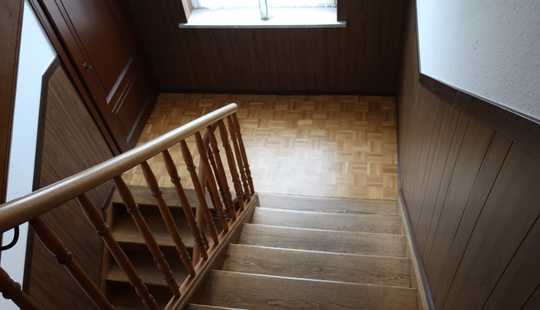 Bild von HG-STADT: CHARMANTER DREIFAMILIENHAUS-ALTBAU - KOMPLETT FREI !!