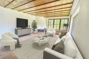 Exklusiver Bungalow mit Schwimmhalle und Wellnessbereich in bester Wohnlage in Erlangen-Sieglitzhof
 – Die vollständige Adresse der Immobilie erhältst du vom Anbieter., 91054 Sieglitzhof, Erlangen – Vorschaubild 8