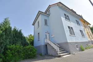 Lukrativ vermietetes, modernisiertes Dreifamilienhaus mit guter Rendite in zentraler Lage – Die vollständige Adresse der Immobilie erhältst du vom Anbieter., 78315 Radolfzell am Bodensee – Vorschaubild 2