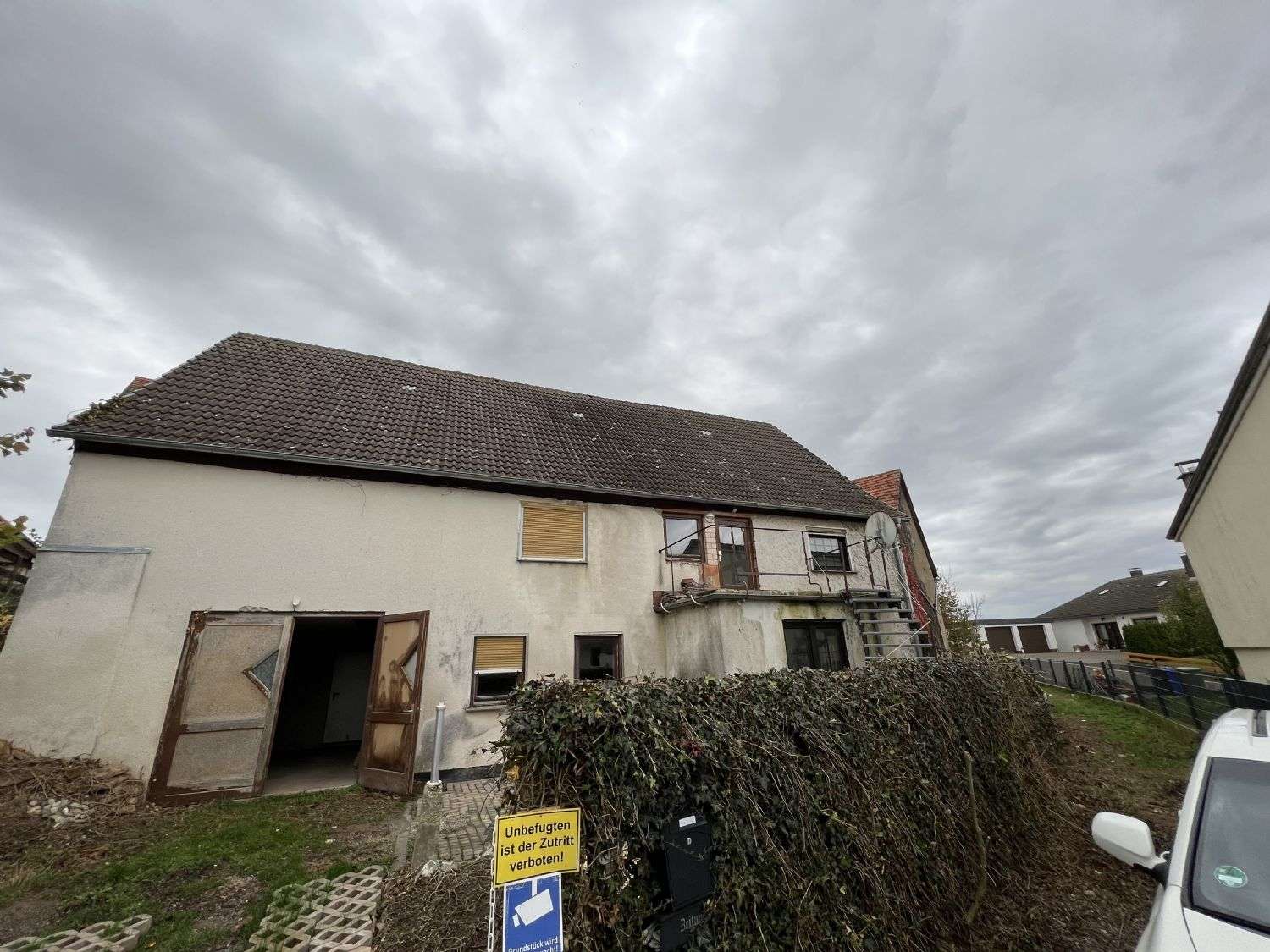 Sanierungsbedürftiges Zweifamilienhaus mit viel Potenzial / Möglichkeiten und einer Top Scheune, Waldeck Frankenberg Kreis – Bild 1