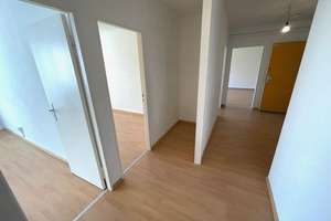 Charmante 3-Zimmer-Wohnung – Ihr neues Zuhause wartet! – Angerburger Allee 49, 14055 Westend, Berlin – Vorschaubild 3