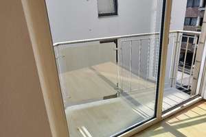 Sehr schöne 3 -Zimmer-Wohnung mit Loggia in Krefelder Innenstadt – Die vollständige Adresse der Immobilie erhältst du vom Anbieter., 47798 Stadtmitte, Krefeld – Vorschaubild 3
