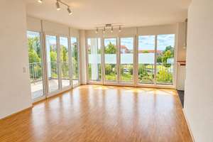 Lichtdurchflutete 4-Zimmer-Wohnung mit großzügigem Südwestbalkon - provisionsfrei in Würzburg – 97076 Lengfeld, Würzburg – Vorschaubild 4