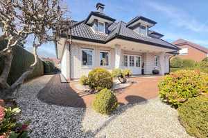 Wohnglück in Dörpen: Exquisiter Walmdachbungalow mit Charme und Komfort – Emsland (Kreis) – Vorschaubild 2