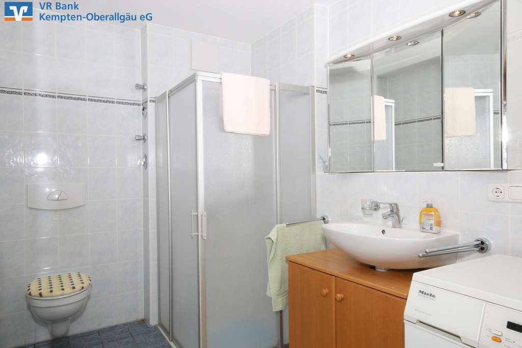 Immobilie in Bad Hindelang - Barrierefreie 2-Zimmer-Wohnung mit Süd-Balkon in traumhafter Lage - Bild 4