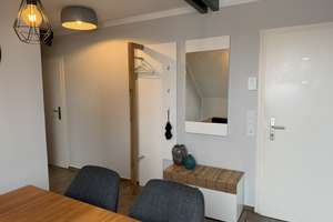 Über den Dächern von Quelle! Großzügige möblierte Dachgeschoßwohnung mit zwei Balkonen zu vermieten! – Carl-Severing-Straße 117, 33649 Brackwede, Bielefeld – Vorschaubild 8