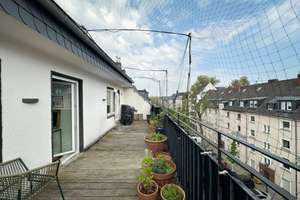 Charmantes Maisonette-Penthouse mit EBK, Garage und 2 Balkonen – Die vollständige Adresse der Immobilie erhältst du vom Anbieter., 40239 Düsseltal, Düsseldorf – Vorschaubild 15