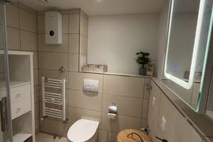 Stilvoll möblierte 2-Zimmer-Wohnung in zentraler Lage mit neuer EBK, Erstbezug nach Renovierung – Vierzigmannstraße 30, 91052 Altstadt, Erlangen – Vorschaubild 11