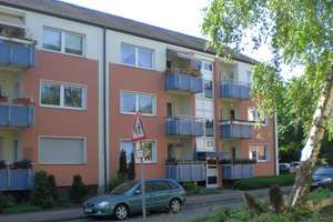 Frisch modernisiert! 3 Zi.-Wohnung mit Balkon.