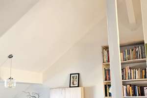 Gemütlich unterm Dach! 2-R- Wohnung in ruhiger Lage