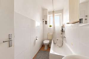 Sonnige 3-Zimmerwohnung mit Südbalkon – Die vollständige Adresse der Immobilie erhältst du vom Anbieter., 10585 Charlottenburg, Berlin – Vorschaubild 11