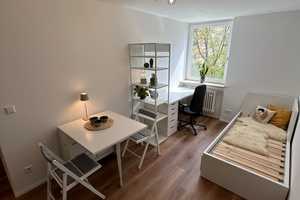 Ideal für Berufseinsteiger oder Studenten! Möbliertes Apartment – Rennesstraße 41, 91054 Erlangen – Vorschaubild 1