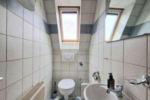 Elegante Maisonette im Dachgeschoss mit offener Wohnküche, Kamin und Loggia – Die vollständige Adresse der Immobilie erhältst du vom Anbieter., 70372 Seelberg, Stuttgart – Vorschaubild 6
