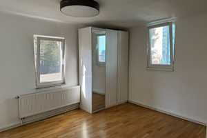 Helle 3 Zimmer Wohnung mit Ausblick im Grünen und in der Stadt auch als WG geeignet – Fuchswaldstrasse 22, 70569 Stuttgart – Vorschaubild 8