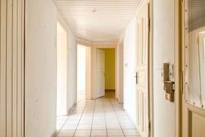 Charmante Eigentumswohnung mit Kamin und Balkon im 1. Obergeschoss – Die vollständige Adresse der Immobilie erhältst du vom Anbieter., 30177 List, Hannover – Vorschaubild 4