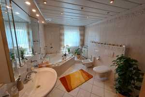 Haus im Haus, 154 m²-Eigent.whg. im MFH mit zus. 72 m² beheizter Nutzfläche im Keller als Büro o.ä. – Wesel (Kreis) – Vorschaubild 13