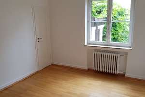 Auf der Gänsheide in Waldnähe - Schöne 4,5 Zimmerwohnung mit Balkon und traumhafter Aussicht – Stälinweg 0, 70186 Gänsheide, Stuttgart – Vorschaubild 12