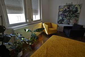 Lebendiger Wohnraum: 1,5-Zimmer-Wohnung in Stuttgart-Ost – Libanonstraße 79, 70186 Gablenberg, Stuttgart – Vorschaubild 2