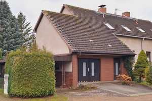 Reihenendhaus mit großzügigem Grundstück in Neubukow – Bad Doberan (Kreis) – Vorschaubild 1