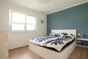 Modernes Einfamilienhaus mit großem Garten in ruhiger Neubausiedlung – Altötting (Kreis) – Vorschaubild 11