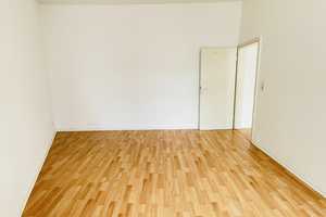 Helle und gemütliche 2-Raumwohnung mit Einbauküche – Halberstädter Str. 106, 39112 Magdeburg – Vorschaubild 3