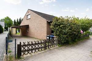 Bungalow mit großem Grundstück in Bremen-Blumenthal – Die vollständige Adresse der Immobilie erhältst du vom Anbieter., 28777 Rönnebeck, Bremen – Vorschaubild 3