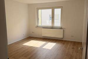 Modernisierte 2,5-Zimmer-Wohnung in der Wuppertaler Südstadt – 64 m², nur 5 Min. zum Hbf – Hopfenstraße X, 42119 Elberfeld, Wuppertal – Vorschaubild 2