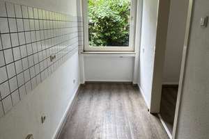 Zentrale Lage zwischen Stadtmitte und Frohnhausen! Modernisiert in 2018. – Frohnhauser Straße 118, 45144 Holsterhausen, Essen – Vorschaubild 9